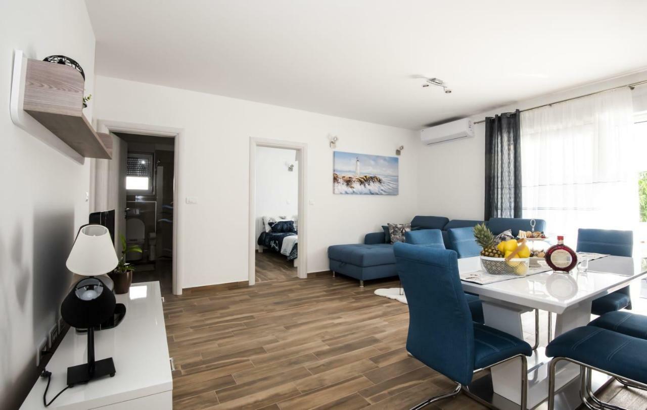 Blue Pearl Apartment Рогозница Экстерьер фото