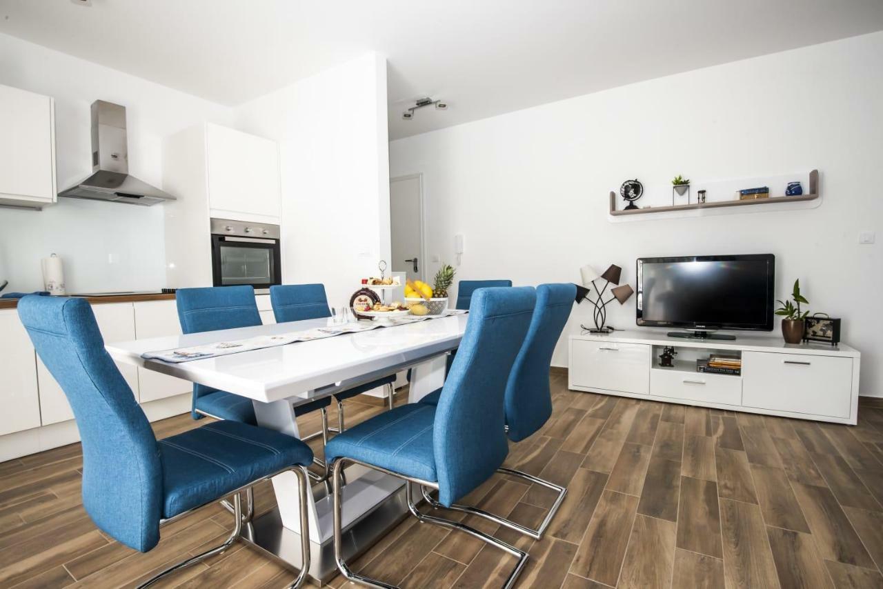 Blue Pearl Apartment Рогозница Экстерьер фото